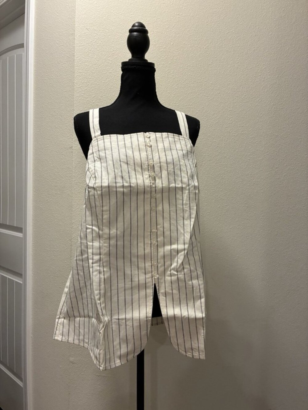 A New Day Sleeveless Button Down Vest In Cream Stripe Size XL